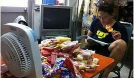 吃瓜爆料初中生宿舍,吃瓜爆料背后的青春故事